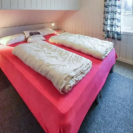 3 Bedroom Awesome In Skjold